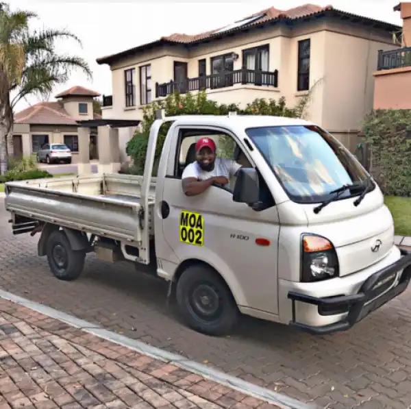 Wealthy Man Goes Out With Truck To Search For A Materialistic Lady And This Happened